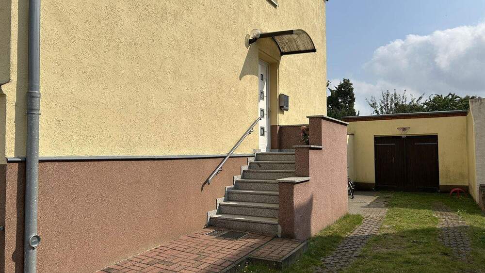 Doppelhaushälfte Bützow - 6 Zimmer, 150 m&sup2;, 260.000&euro; | Angebot:25770942