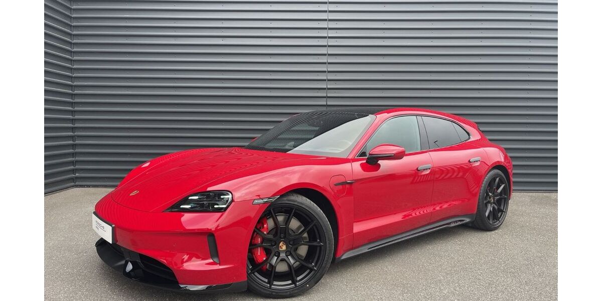 Porsche Taycan 4.950 km 157.750 &euro; Papendorf 18059