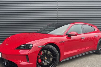 Porsche Taycan 8.950 km 154.750 &euro; Papendorf 18059