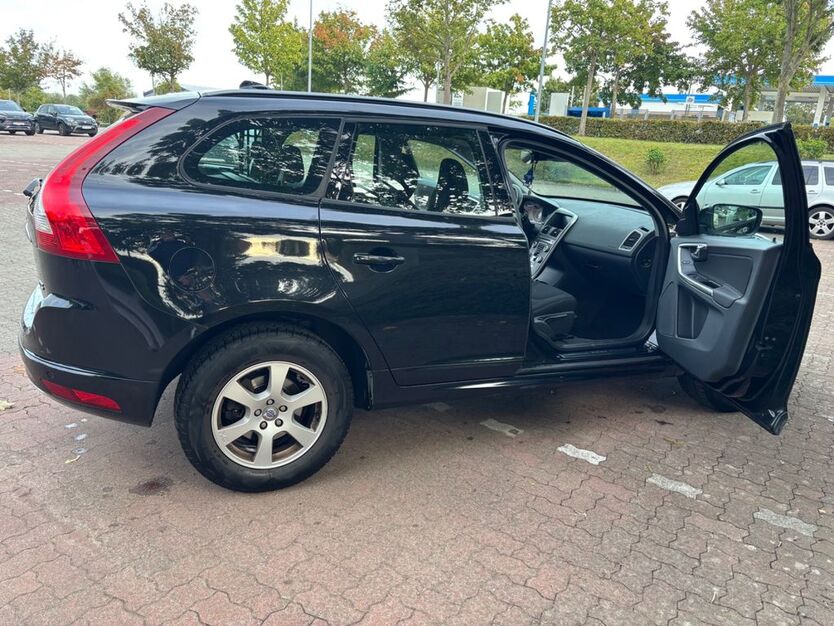 Volvo XC60 198.000 km 13.200 € Wittenbeck 18209