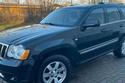Jeep Grand Cherokee 200.033 km 8.600 &euro; Broderstorf 18184