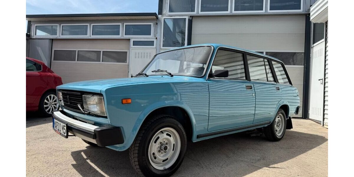 Lada Andere 26.180 km 9.555 &euro; Bad Doberan 18209