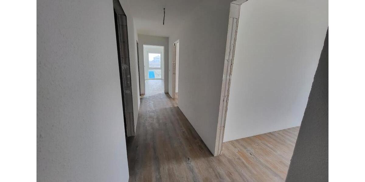 Etagenwohnung Tessin - 3 Zimmer, 80 m&sup2;, 989&euro; | Angebot:24932027
