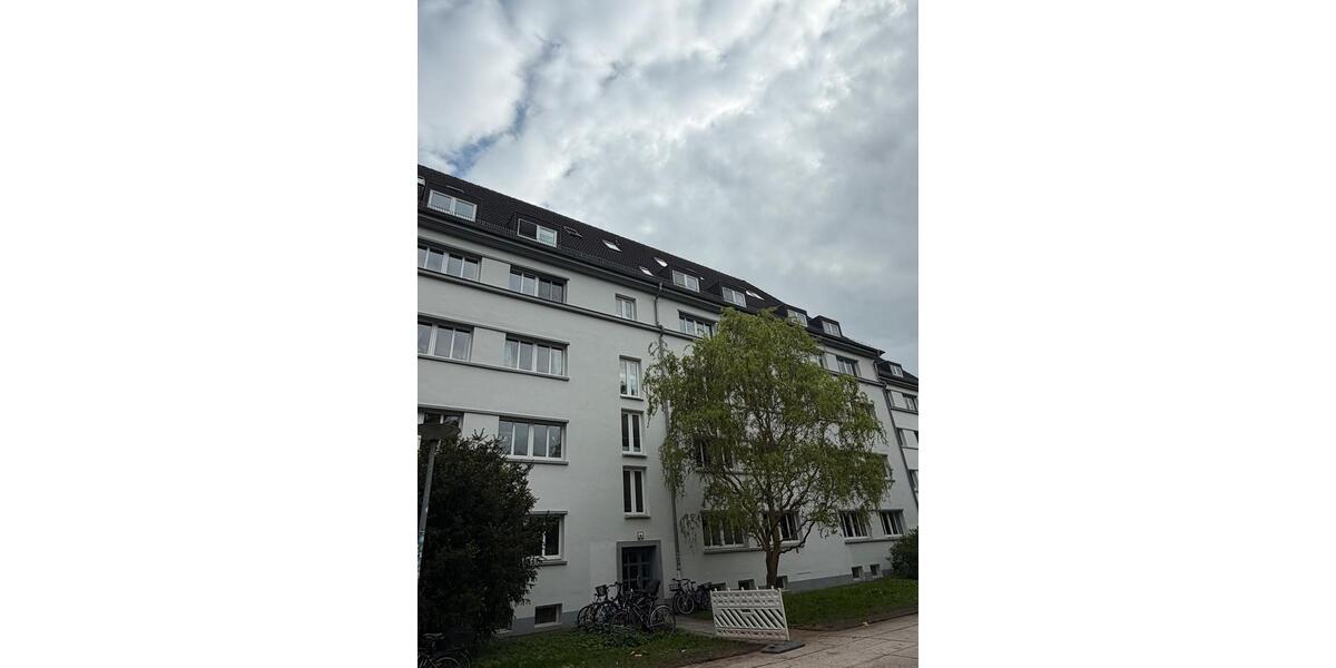 Dachgeschoßwohnung Rostock - 2 Zimmer, 53 m&sup2;, 913&euro; | Angebot:26613758