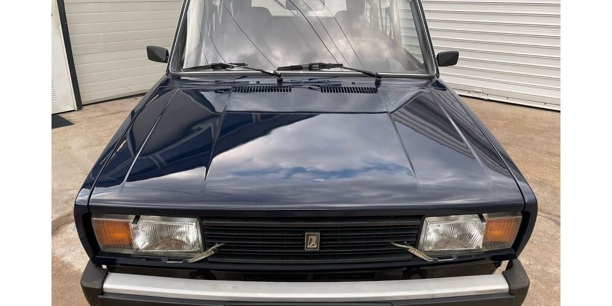 Lada Andere 15.000 km 11.555 &euro; Bad Doberan 18209