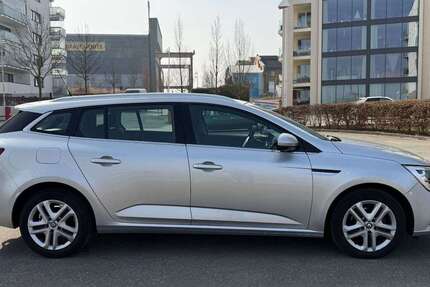 Renault Megane 46.471 km 12.999 &euro; Rostock 18069