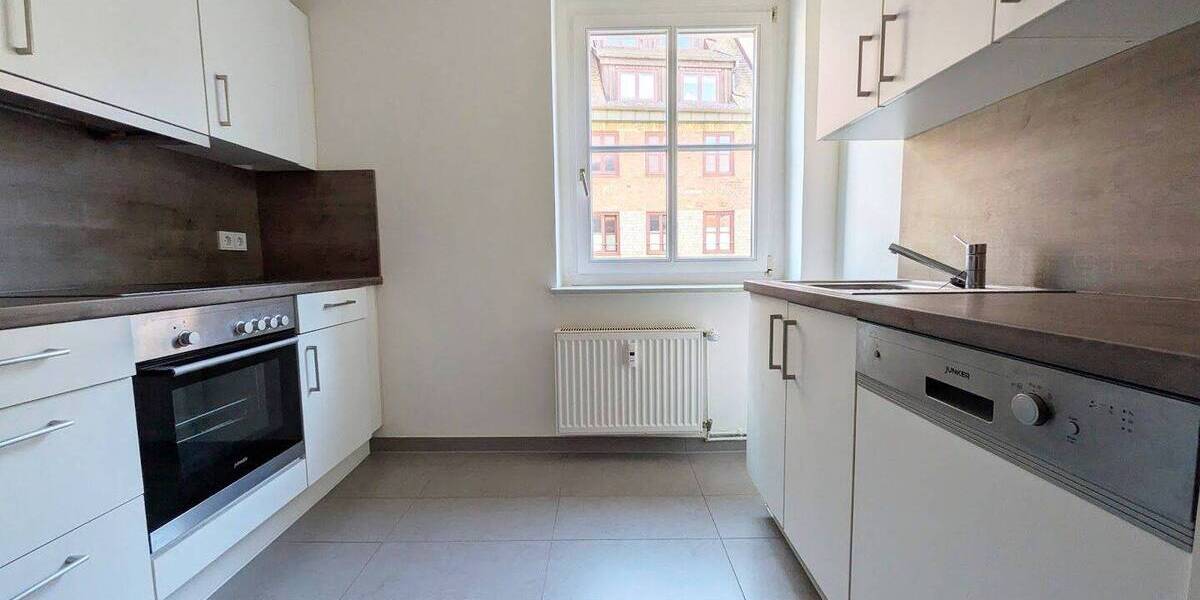 Etagenwohnung Rostock Stadtmitte - 2 Zimmer, 51 m&sup2;, 612&euro; | Angebot:26908548