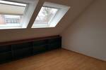 4 Zimmer DG- Wohnung mit EBK und Loggia
