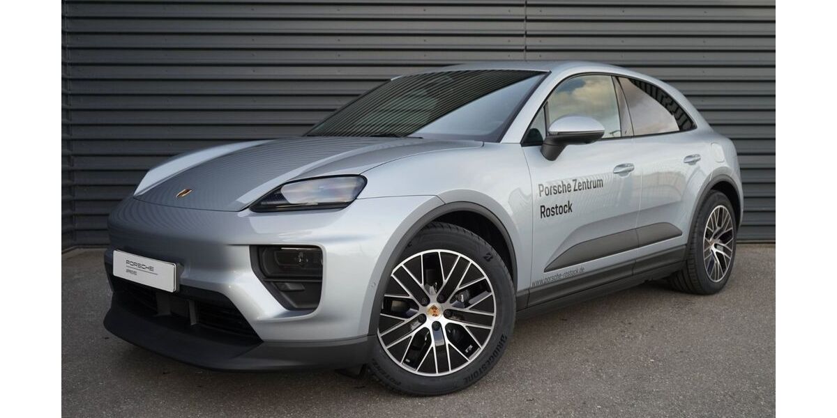 Porsche Macan 9.950 km 91.750 &euro; Papendorf 18059