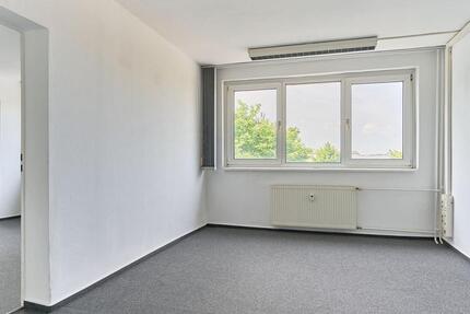 Gewerbeobjekt Lambrechtshagen - 9&euro; | Angebot:23815257