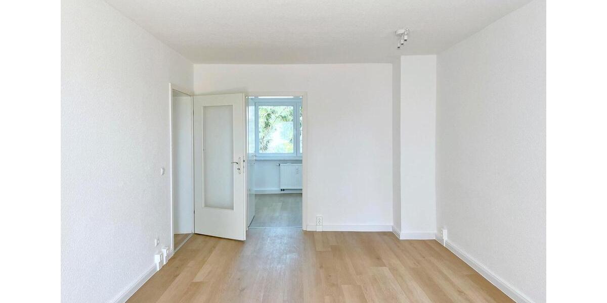 Hochparterre Papendorf - 4 Zimmer, 72 m&sup2;, 935&euro; | Angebot:26168174