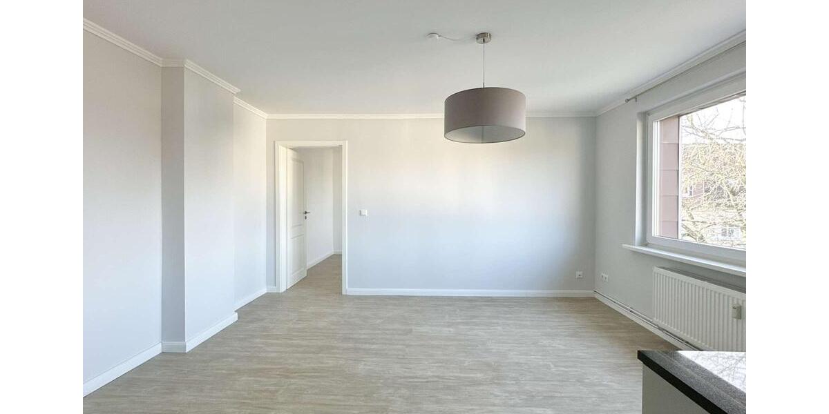 Dachgeschoßwohnung Rostock Hansaviertel - 3 Zimmer, 56 m&sup2;, 1.140&euro; | Angebot:24754744