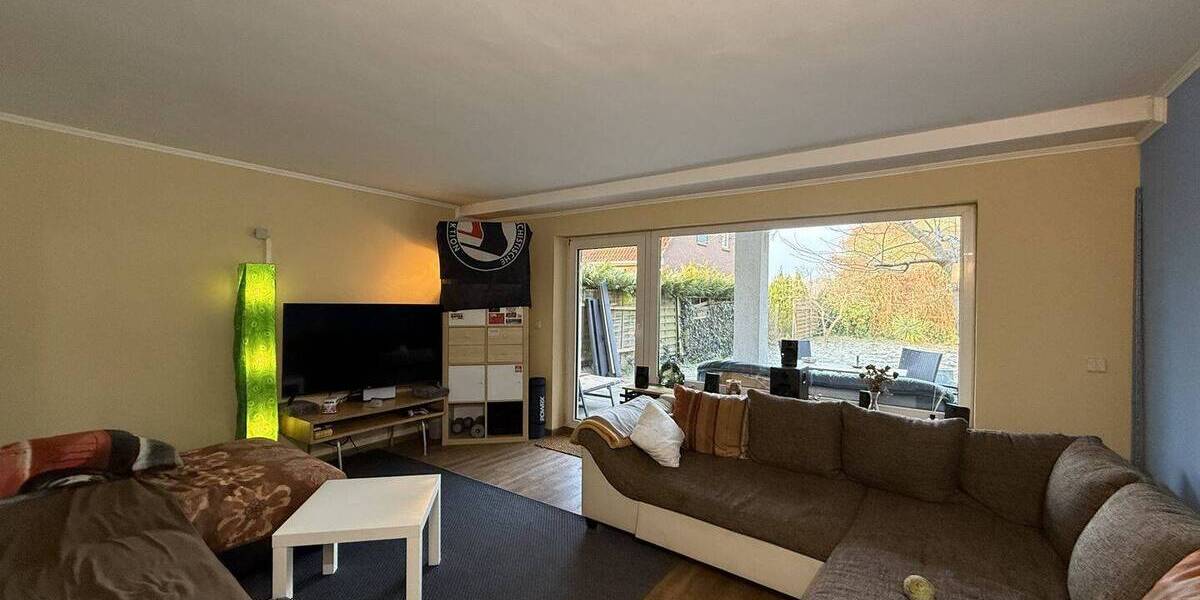 Etagenwohnung Rostock Brinckmansdorf - 4 Zimmer, 83 m&sup2;, 235.000&euro; | Angebot:26642704