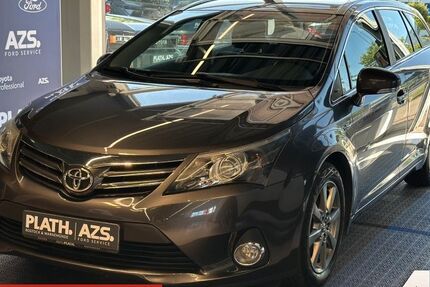 Toyota Avensis 136.812 km 13.990 &euro; Rostock 18059