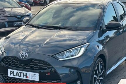 Toyota Yaris 4.934 km 30.990 € Rostock-Warnemünde 18119