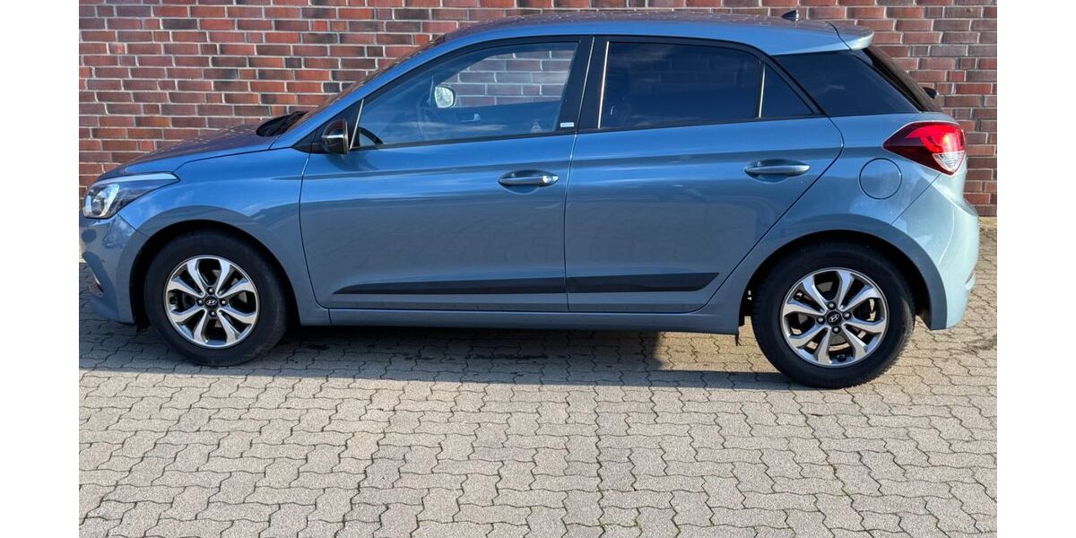 Hyundai i20 46.017 km 11.990 &euro; Ribnitz / Nähe Rostock 18311