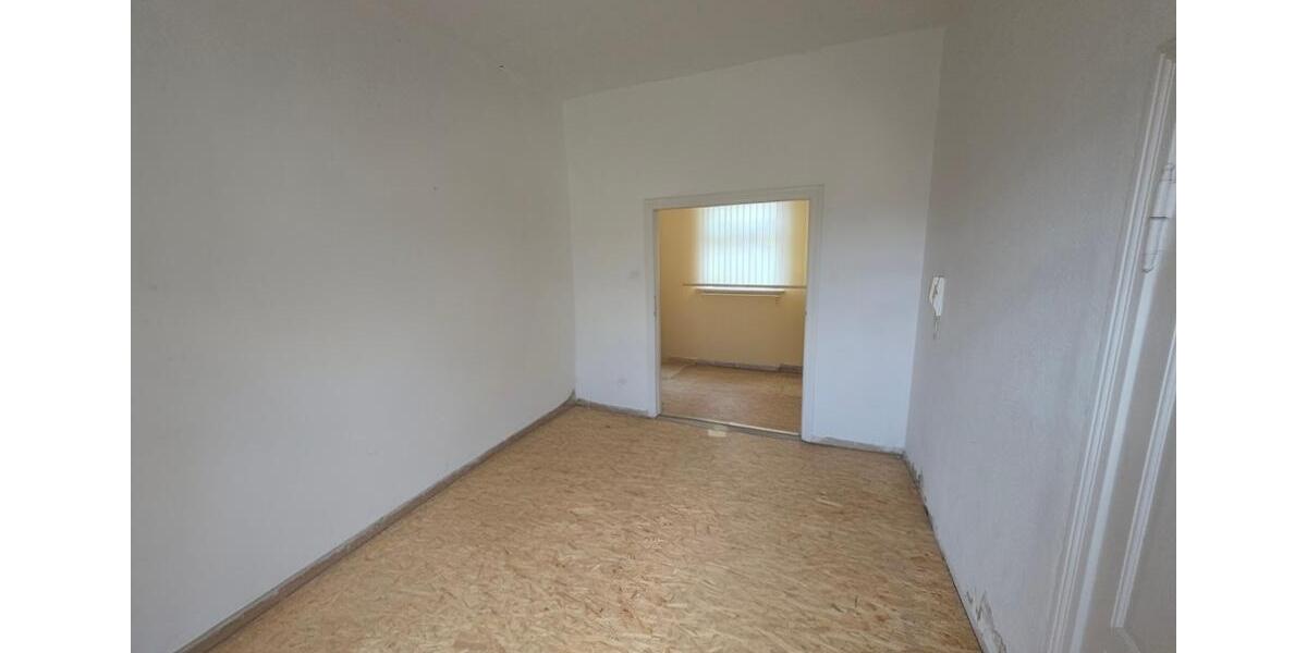 Etagenwohnung Laage - 6 Zimmer, 100 m&sup2;, 1.690&euro; | Angebot:26636289