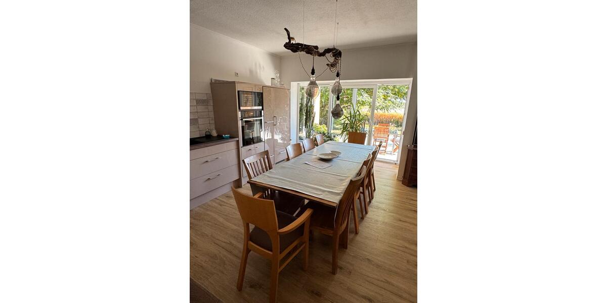 Einfamilienhaus Rostock - 7 Zimmer, 180 m&sup2; | Angebot:24588896