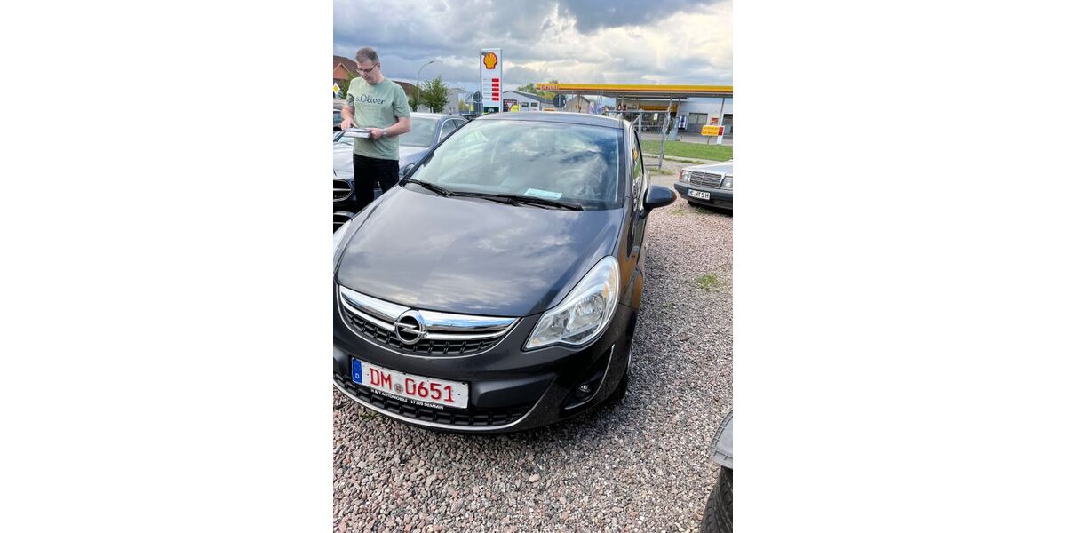 Opel Corsa 60.000 km 3.500 &euro; Rostock 18146