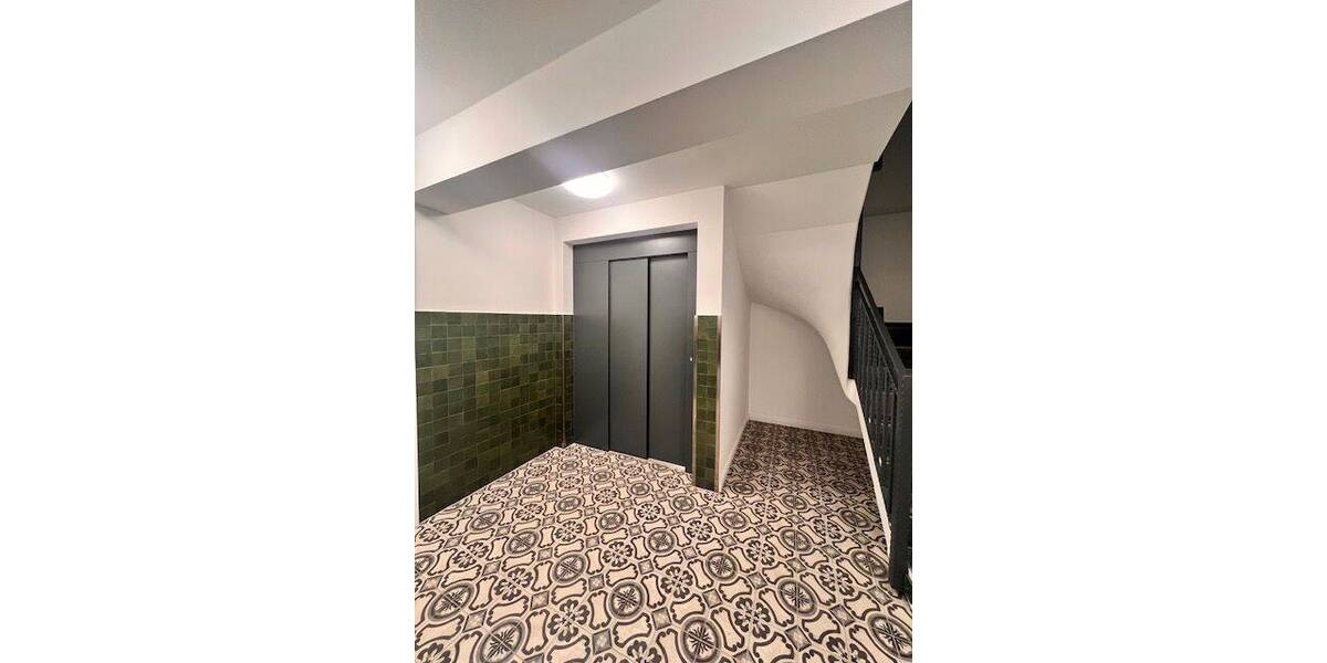 Etagenwohnung Rostock Stadtmitte - 3 Zimmer, 96 m&sup2;, 1.700&euro; | Angebot:26346673