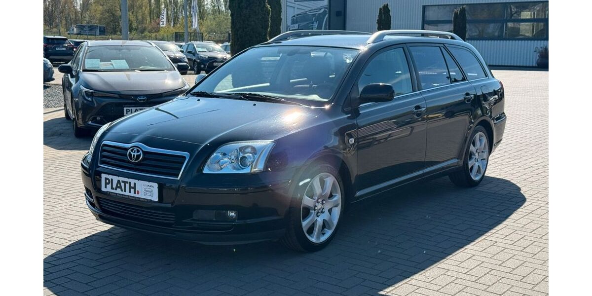 Toyota Avensis 245.074 km 4.990 &euro; Rostock-Warnemünde 18119