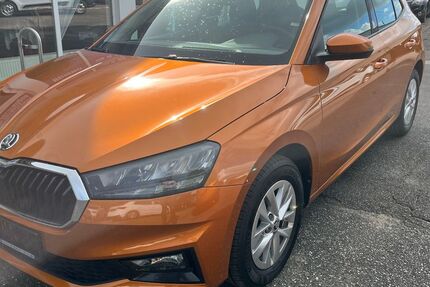 Skoda Fabia 14.930 km 16.490 &euro; Tessin 18195