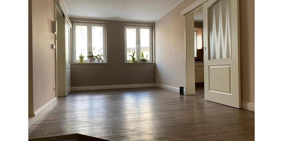 Etagenwohnung Rostock - 5 Zimmer, 160 m&sup2;, 2.360&euro; | Angebot:26268964