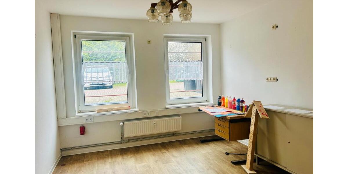 Etagenwohnung Rostock Alt Bartelsdorf - 8 Zimmer, 210 m&sup2;, 1.501&euro; | Angebot:26424394