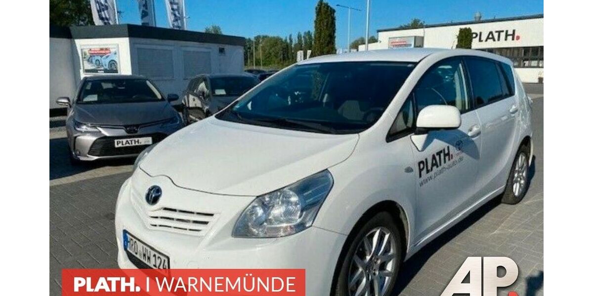 Toyota Verso 195.000 km 7.490 &euro; Rostock-Warnemünde 18119