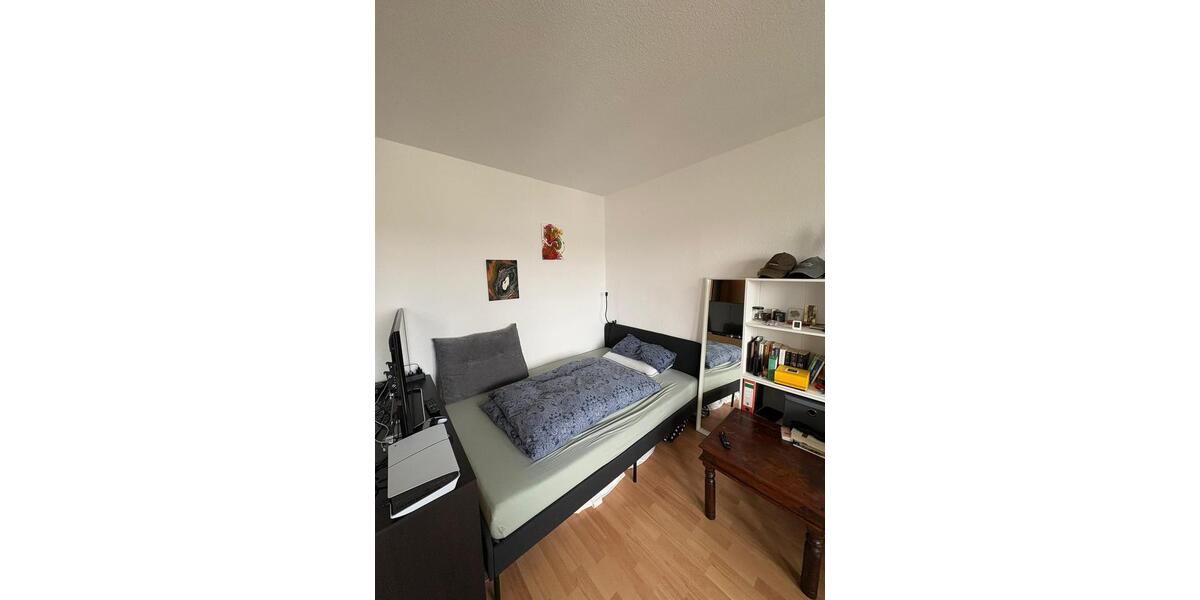 Etagenwohnung Rostock Hansaviertel - 1 Zimmer, 34 m&sup2;, 375&euro; | Angebot:26326837