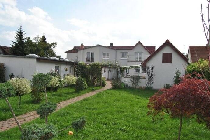 Doppelhaushälfte Rostock Brinckmansdorf - 8 Zimmer, 380 m&sup2;, 799.000&euro; | Angebot:25667798