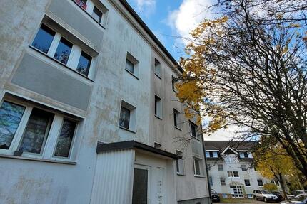 KLEIN-FEIN-MEIN: Duschbad m. Fenster, Laminat, frisch renoviert, dicht bei HRO zimmer