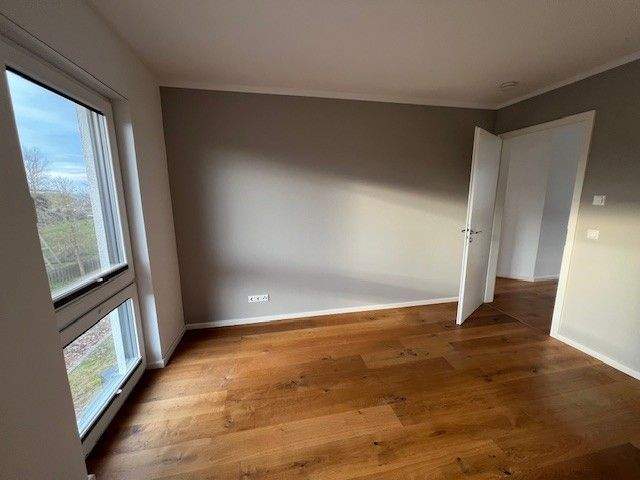 Mehrfamilienhaus, Wohnhaus Rostock Elmenhorst - 6 Zimmer, 180 m&sup2;, 785.000&euro; | Angebot:24632610