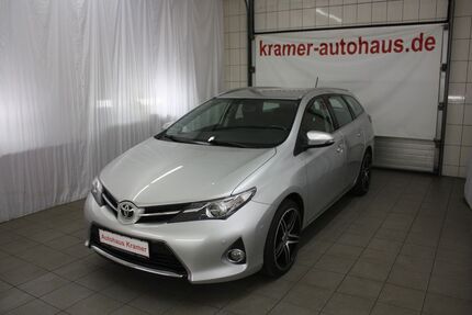 Toyota Auris 60.000 km 15.500 &euro; Rostock 18069