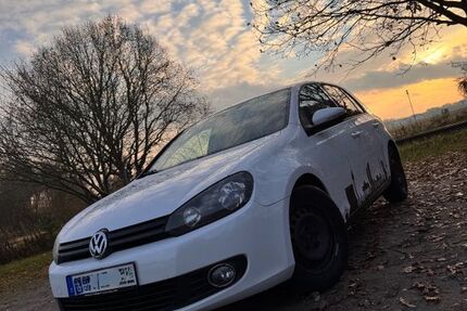 VW Golf 103.000 km 5.250 &euro; Rostock 18147