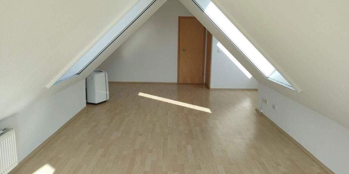 Etagenwohnung Rostock Groß Klein - 4 Zimmer, 99 m&sup2;, 450.000&euro; | Angebot:24746963