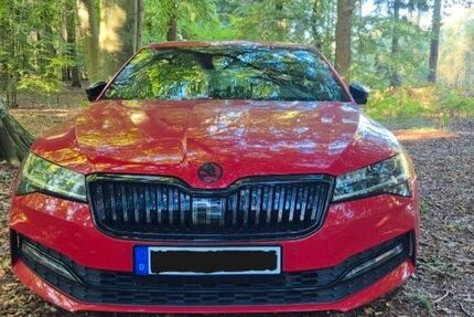 Skoda Superb 34.000 km 26.500 &euro; Gelbensande 18182