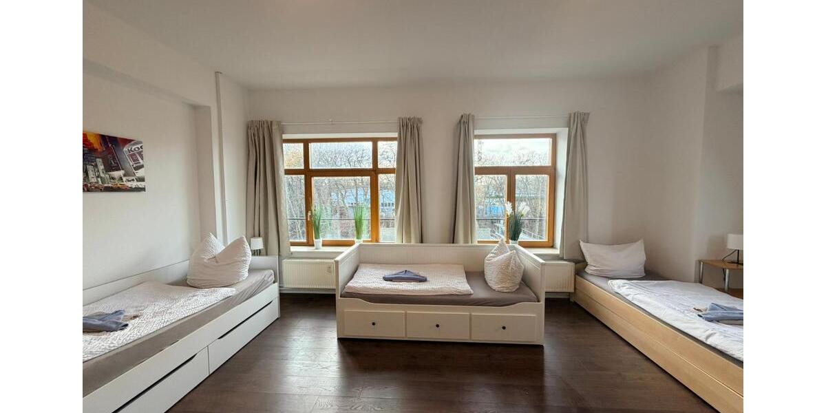 Ferienimmobilie Rostock Hansaviertel - 18&euro; | Angebot:24517106