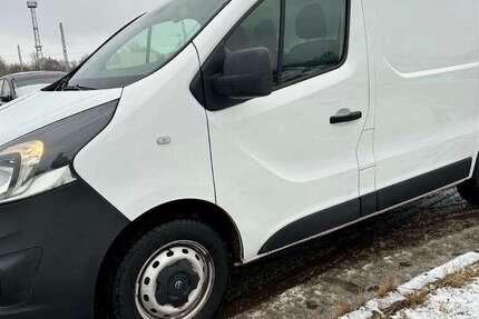 Opel Vivaro 124.298 km 8.500 &euro; Rostock 18147