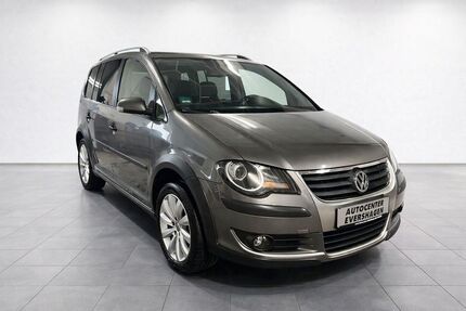 VW Touran 183.000 km 5.750 &euro; Rostock 18106