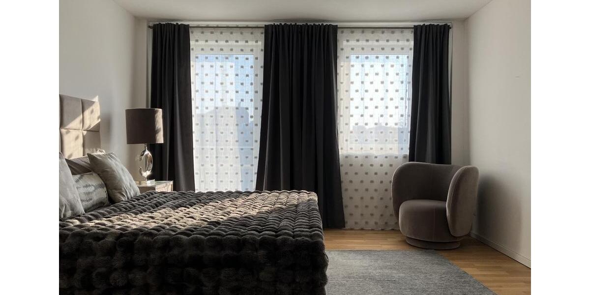 Etagenwohnung Rostock Hansaviertel - 4 Zimmer, 154 m&sup2;, 2.000&euro; | Angebot:23620104