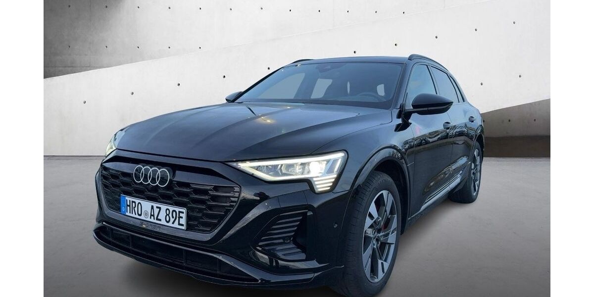 Audi Q8 4.510 km 85.900 &euro; Rostock 18059