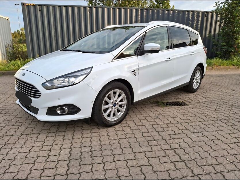Ford S-Max 48.000 km 16.299 € Rostock 18146