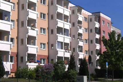 Wohnung Rostock Toitenwinkel - 1 Zimmer, 27 m&sup2;, 188&euro; | Angebot:26100513
