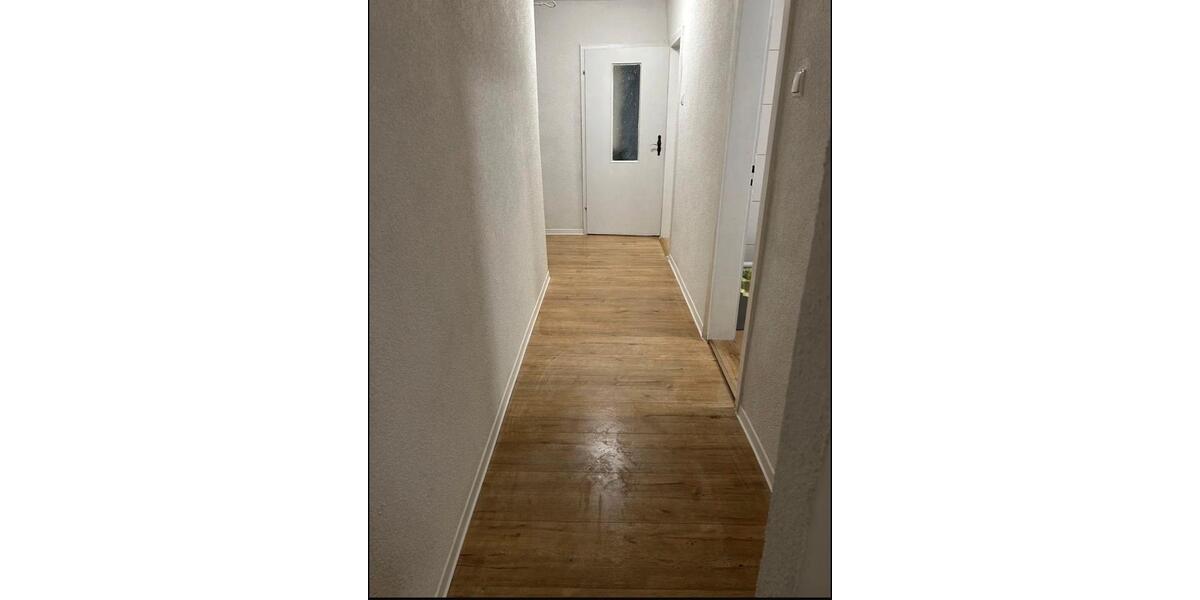 Erdgeschoßwohnung Rostock - 4 Zimmer, 120 m&sup2;, 18&euro; | Angebot:26338734