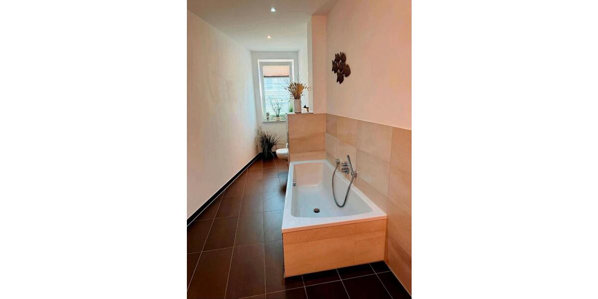 Etagenwohnung Rostock Alt Bartelsdorf - 2 Zimmer, 75 m&sup2;, 975&euro; | Angebot:23594095