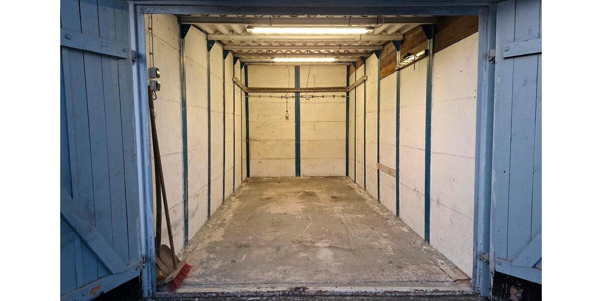 Garagen / Stellplätze Rostock Hansaviertel - 100&euro; | Angebot:25510258