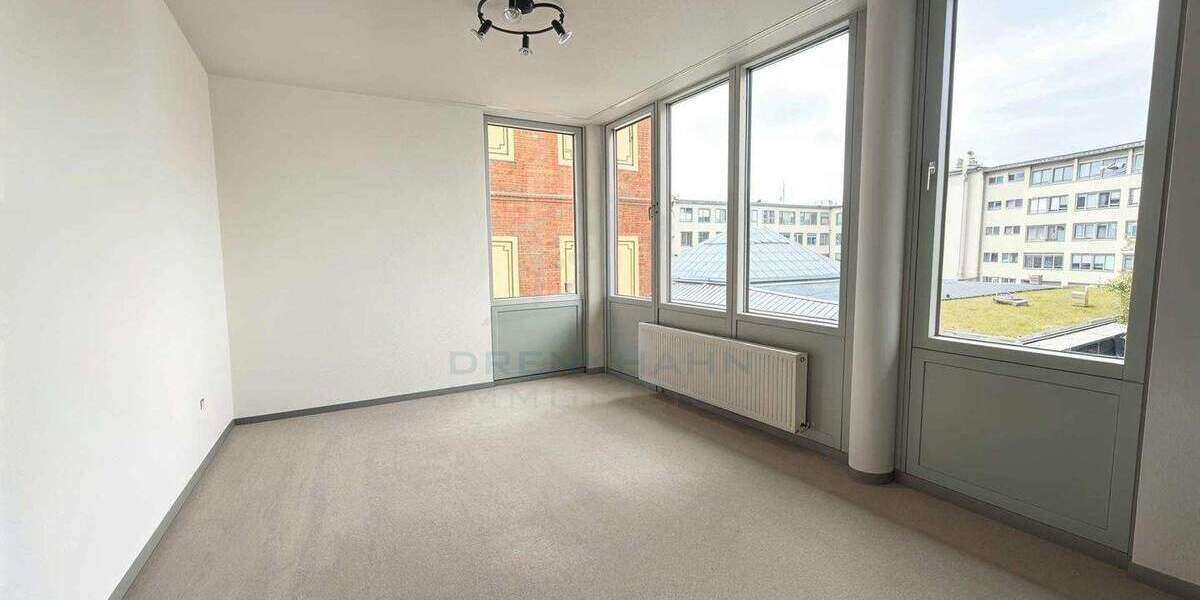 Gewerbeobjekt Rostock Kröpeliner Tor-Vorstadt - 2 Zimmer, 82 m&sup2;, 288.576&euro; | Angebot:22901734