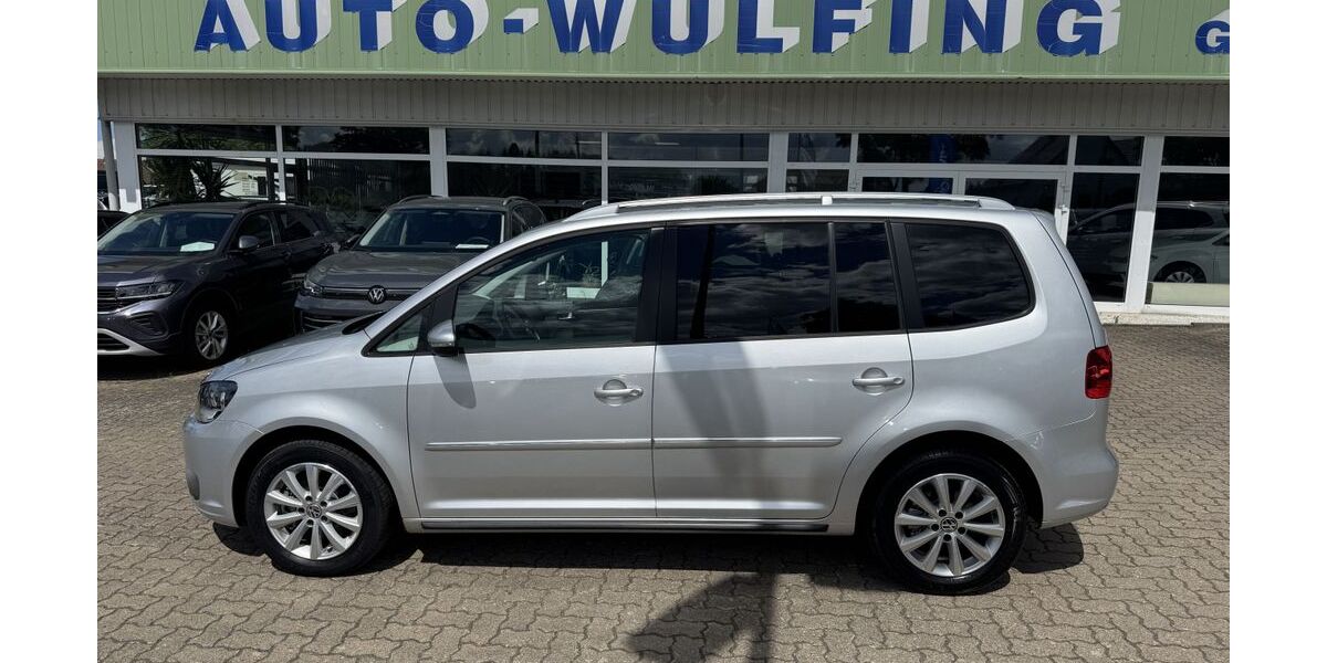 VW Touran 171.300 km 10.990 &euro; Vilz 18195