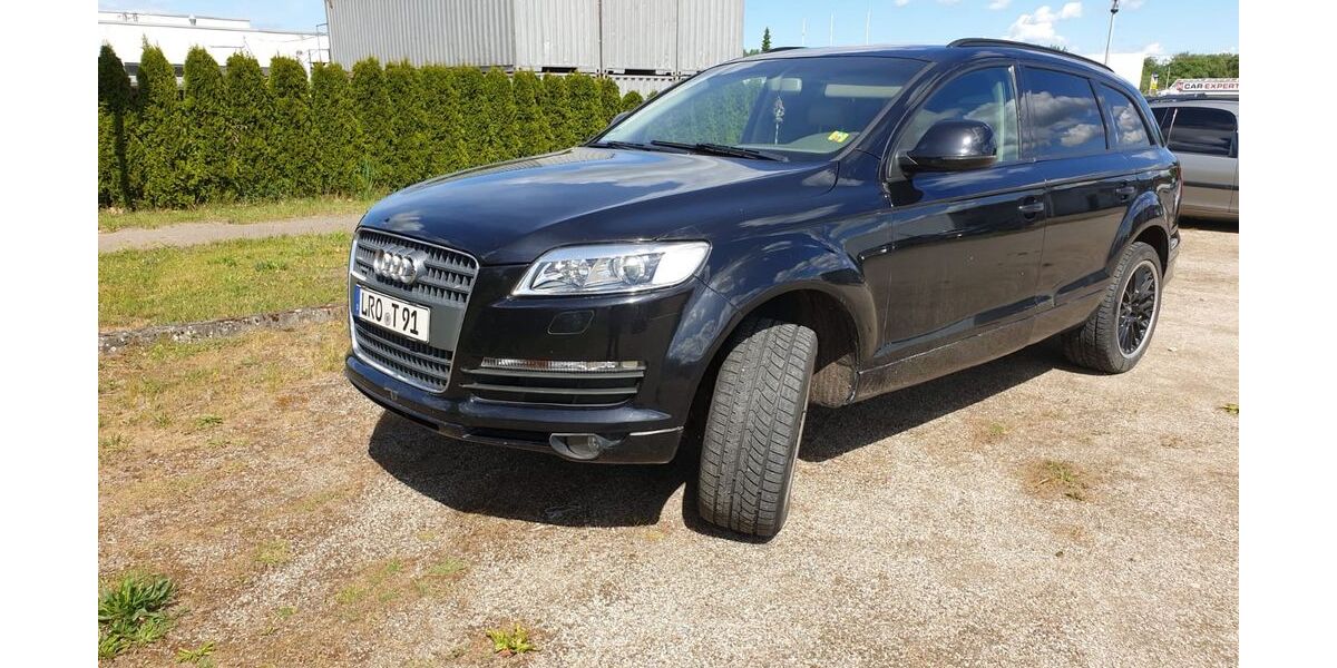 Audi Q7 332.272 km 3.490 &euro; Rostock 18069